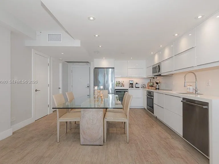 2301 Collins Ave #738 — Photo 21