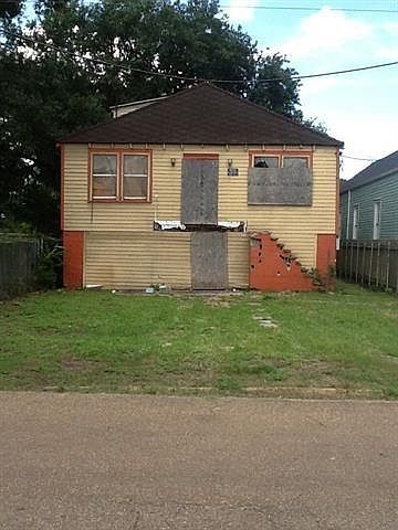 1st image of 5427 Dauphine St