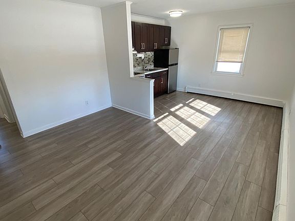 2nd image of 108 Orinoco Dr APT 2D