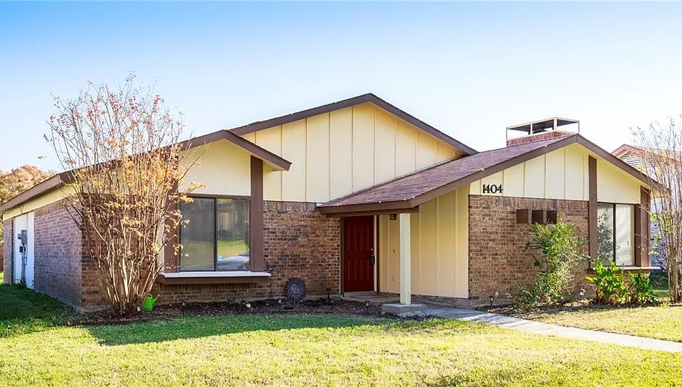 1st image of 1404 Golden Grove Dr