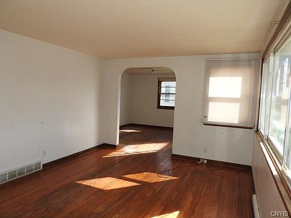 2nd image of 103 Rowena Dr