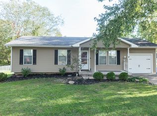 403 E 15th St, Kearney, MO 64060