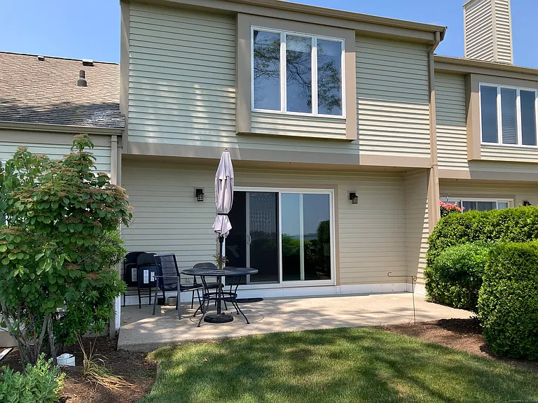 100 Dudley Ave #25 — Photo 6