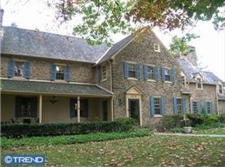 305 Vernon Rd, Jenkintown, PA 19046