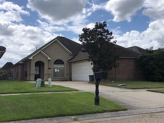 3rd image of 2544 Old Towne Dr