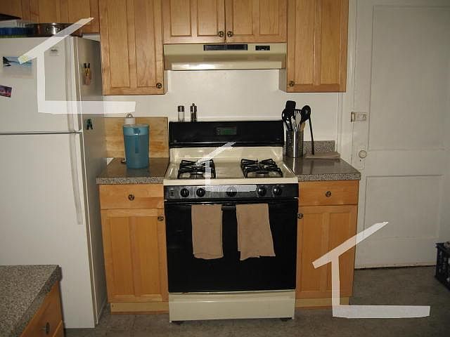 2nd image of 84 Wallingford Rd #2R