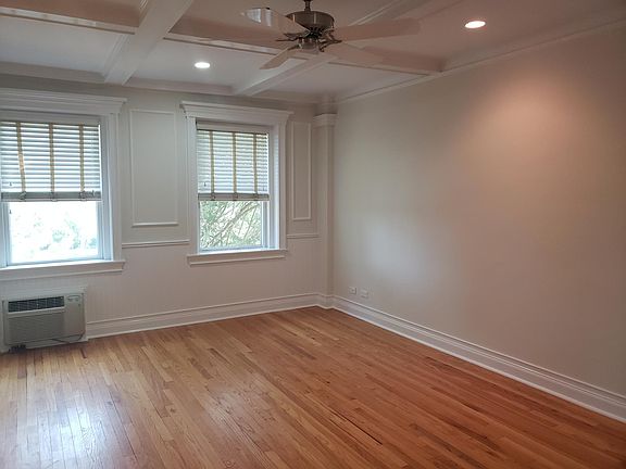 5th image of 116 Woodside Grn
