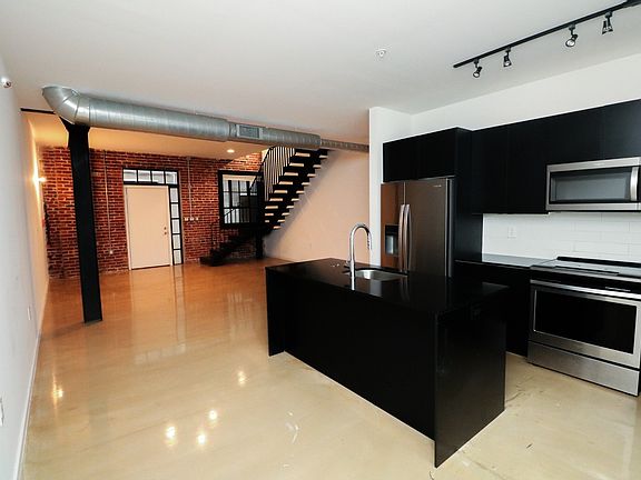 5th image of 1401 Germantown Ave APT 1E