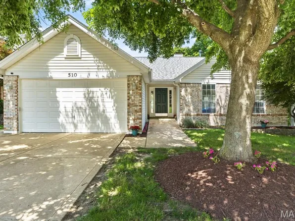 510 Wetherby Terrace Dr, Ballwin, MO 63021