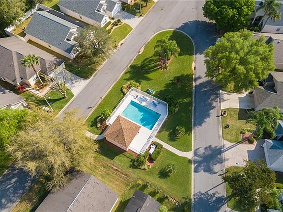 4th image of 2370 Paulette Dr