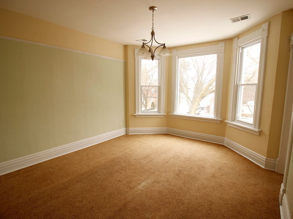 2nd image of 4207 Vernon Ave #1