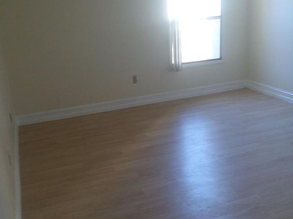 2nd image of 544 Orange 22 Dr