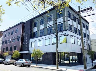 195 Avenue E #305, Bayonne, NJ 07002