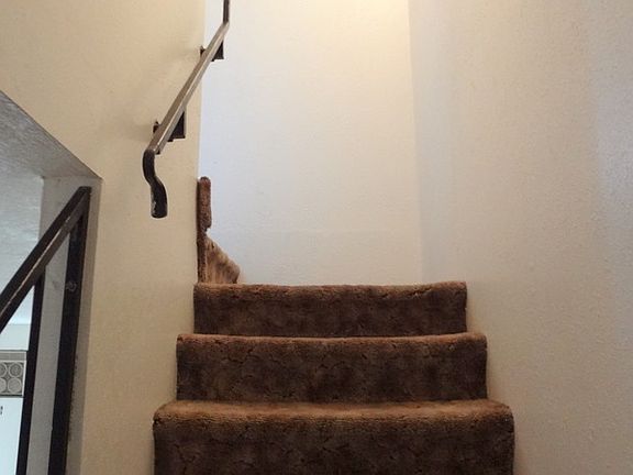 5th image of 290 SE 5th St APT 21