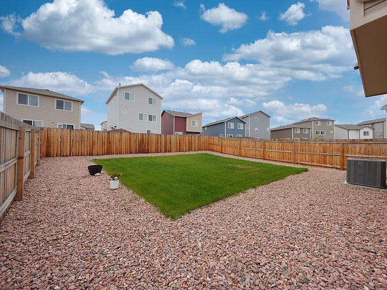 8042 Jayla Trl — Photo 20