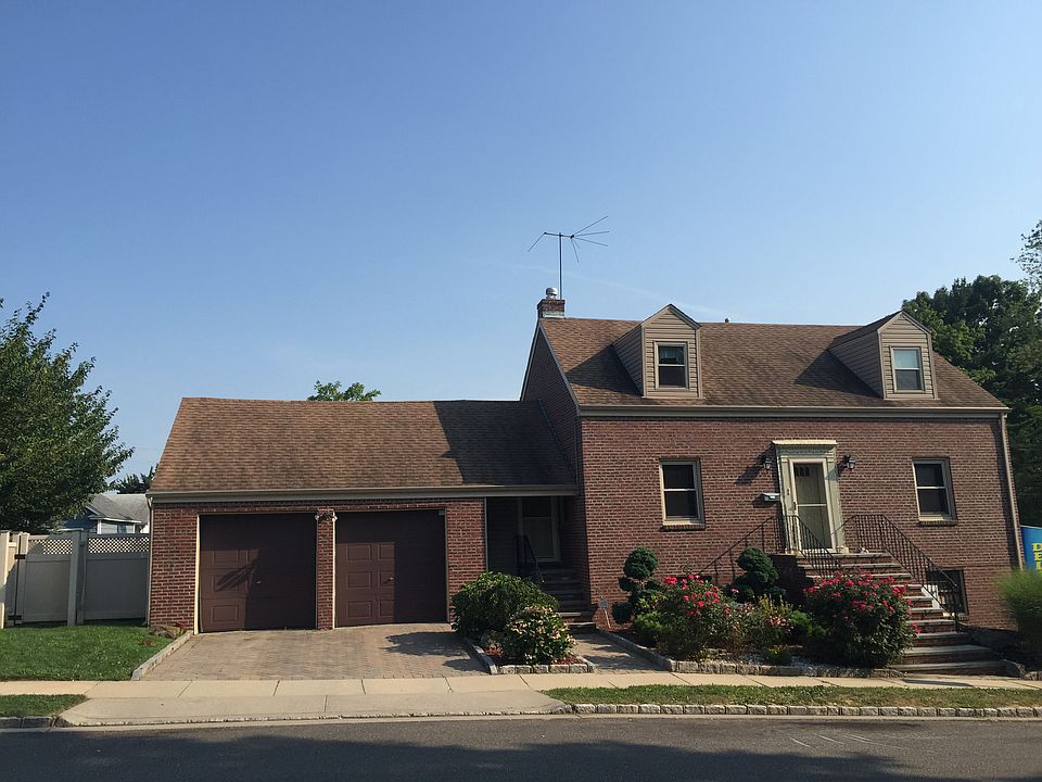 1st image of 636 Glen Cove Ave