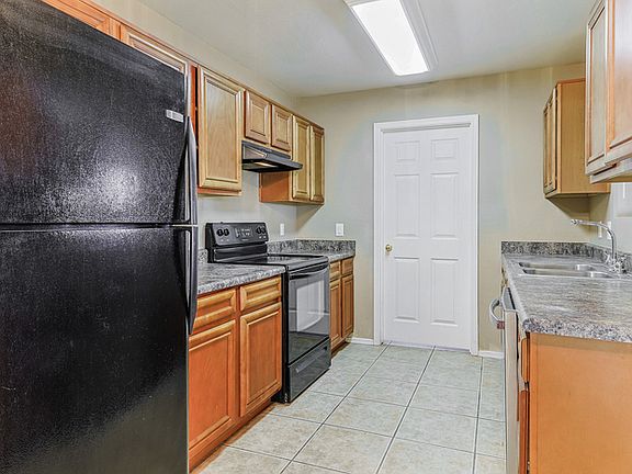 2nd image of 3550 N Zapotec Ave