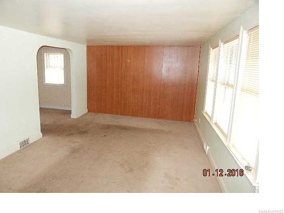 3rd image of 176 Martha Ave