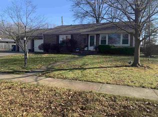 19 Rutledge Dr, Terre Haute, IN 47803