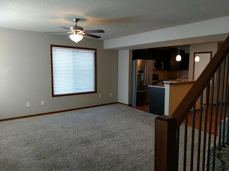 1203 NE 7th Ln — Photo 8