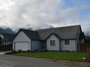 755 Givens Ave, Darrington, WA 98241