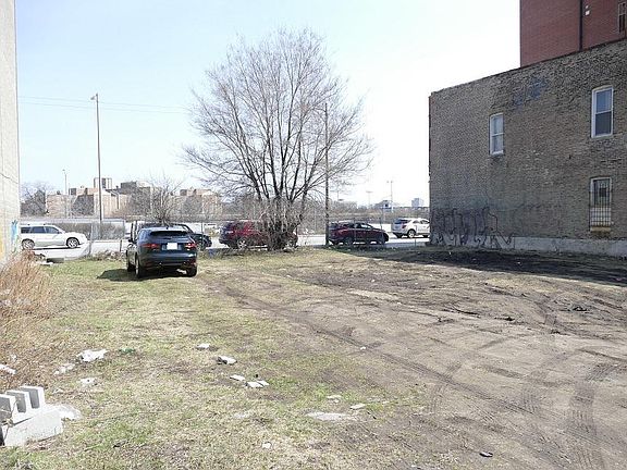 2nd image of 2924 S Wentworth Ave