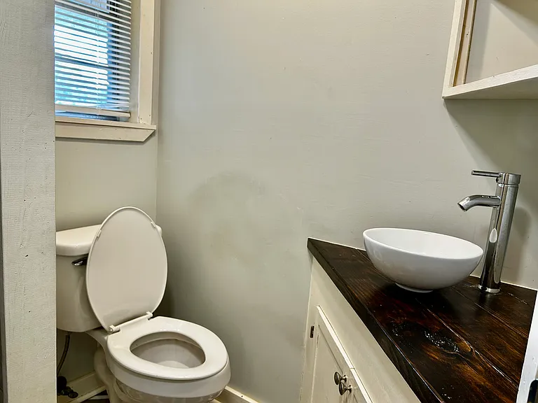 1412 Rose St — Photo 15