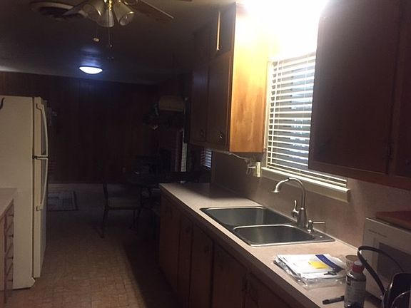 3rd image of 2712 E 11th St