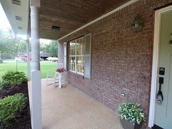 4th image of 117 Craig Ln