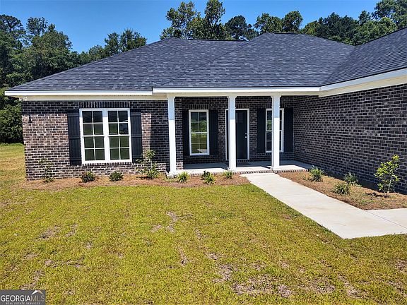 2nd image of 225 Fallen Leaf Dr #15