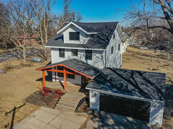 612 E Division St, Elbow Lake, MN 56531