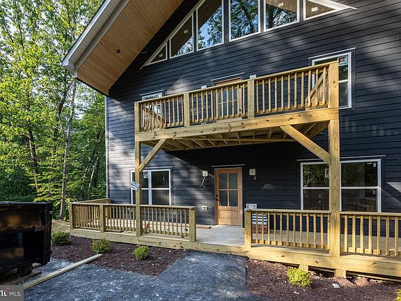 5th image of 232 Spotswood Ln