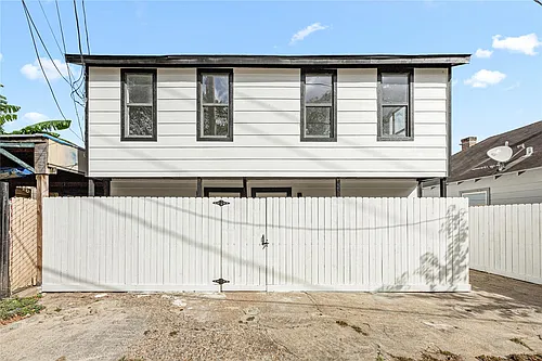 3229 Holman St #4 Photo 1