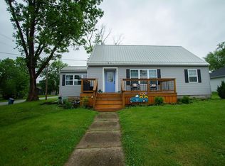 412 E 4th St, New London, MO 63459