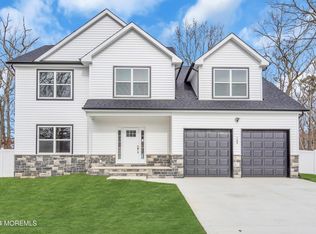 168 Station Rd, Bayville, NJ 08721