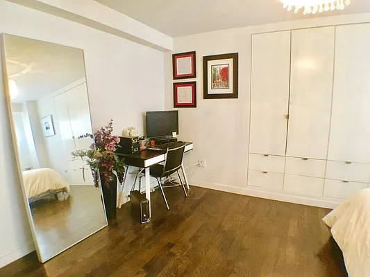 Sold by David E Blabeyjr, LREB | media 18