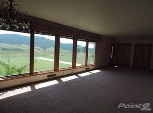 12943 Argyle Rd, Hot Springs, SD 57747