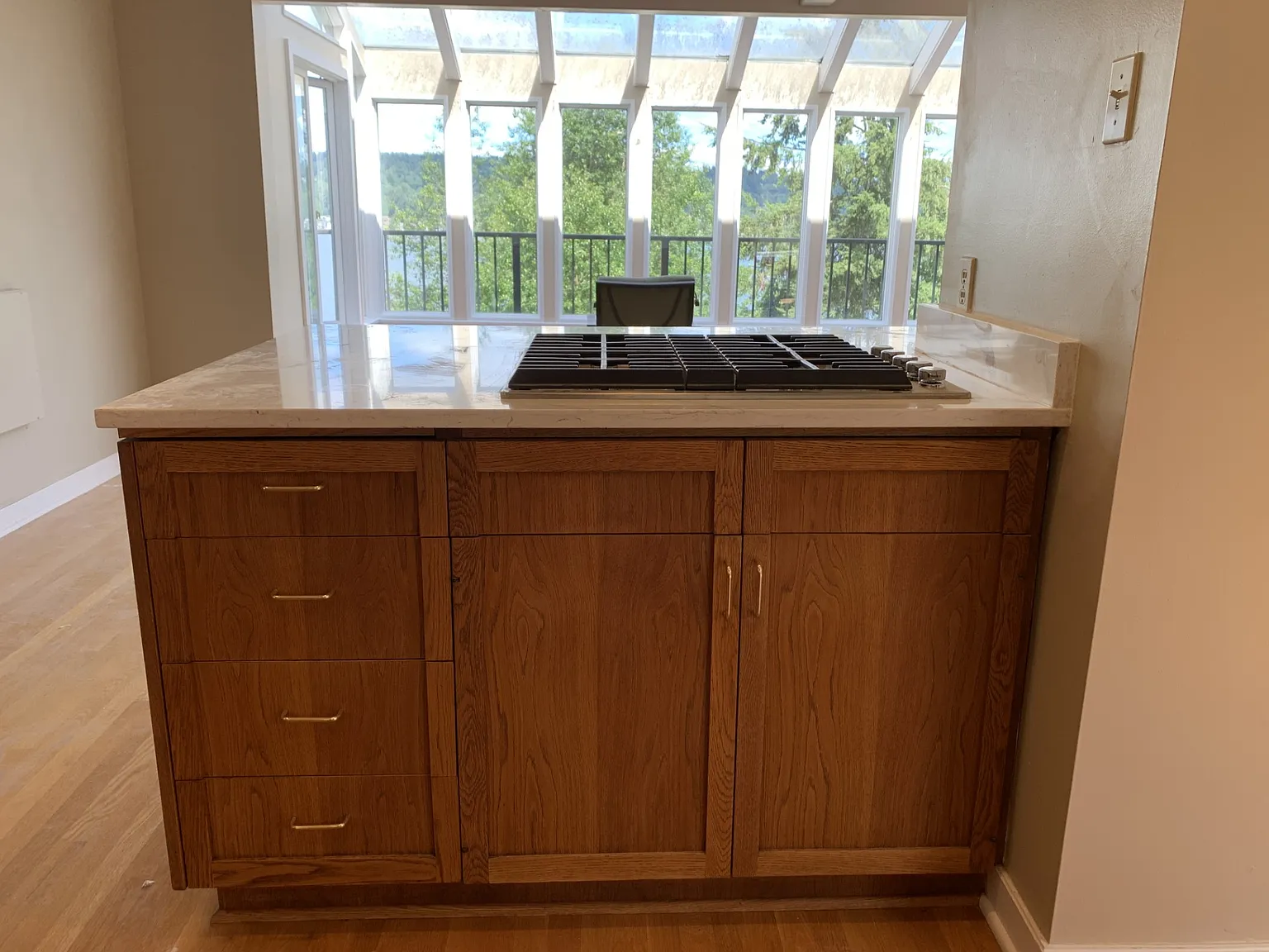 2 bed, 1.5 bath, 2000 sqft, $3,800 — Photo 4