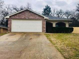 3802 Kiest Knoll Dr, Dallas, TX 75233