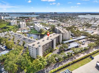 1316 Pasadena Ave S APT 202, South Pasadena, FL 33707