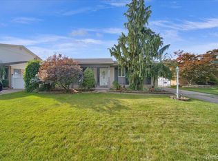 20865 Indiana Ave, Brownstown, MI 48183