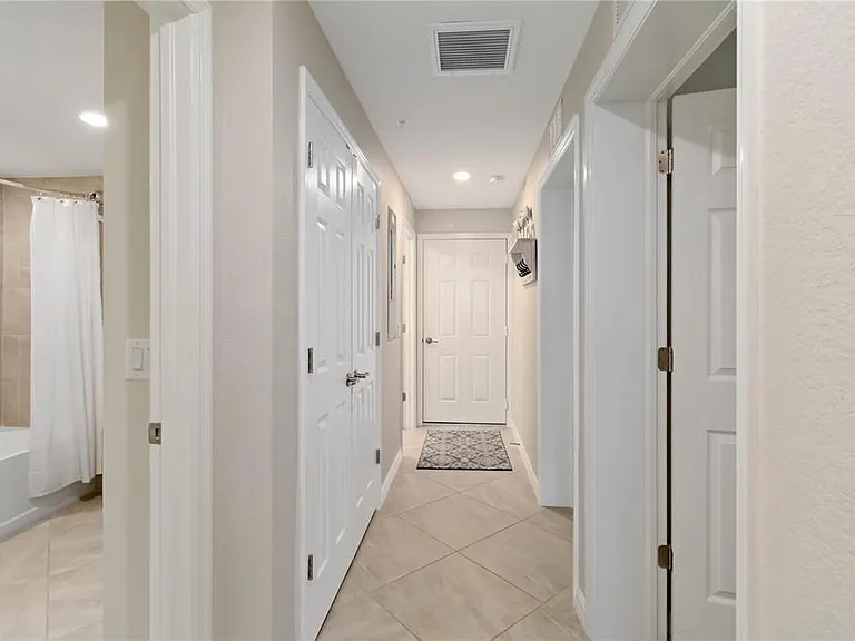 10805 Tarflower Dr #101 — Photo 29
