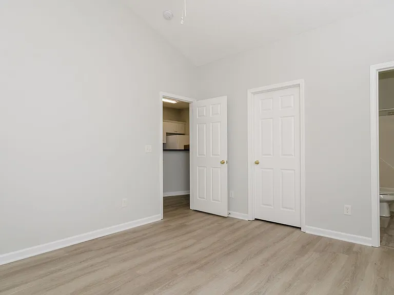 6464 Bradbury Ct — Photo 12