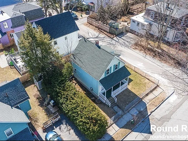 53 Henderson St — Photo 19