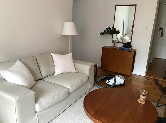 Rented by Waverly Realty Associates | media 19