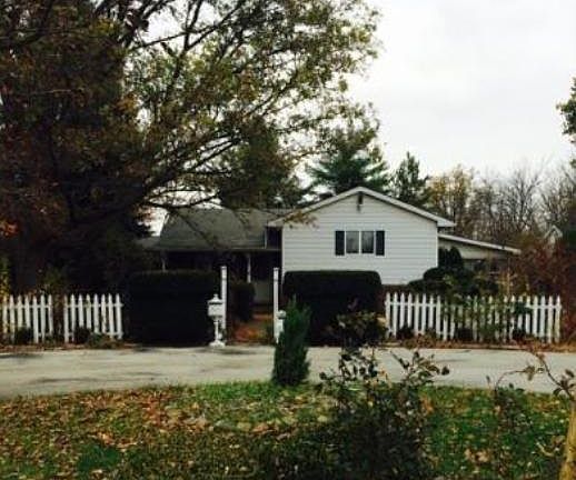 2nd image of 4702 E Greenville Pike