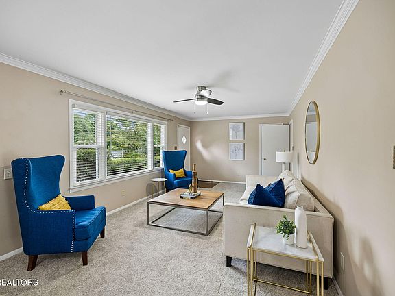 5th image of 4640 Robindale Dr