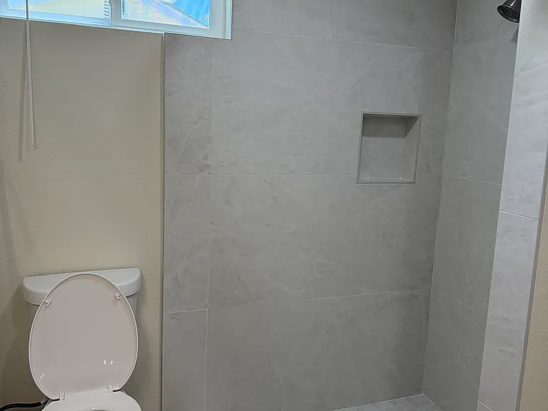 898 Pepper Tree Ct — Photo 24
