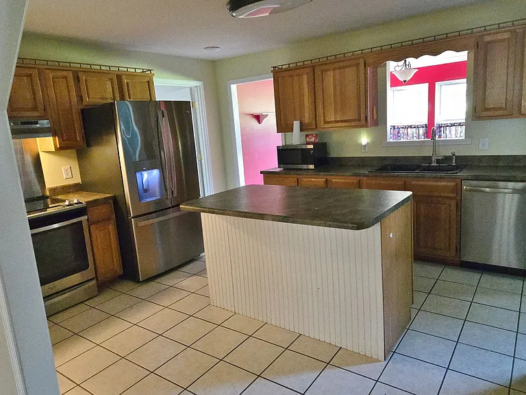 285 County Road 1387 — Photo 11