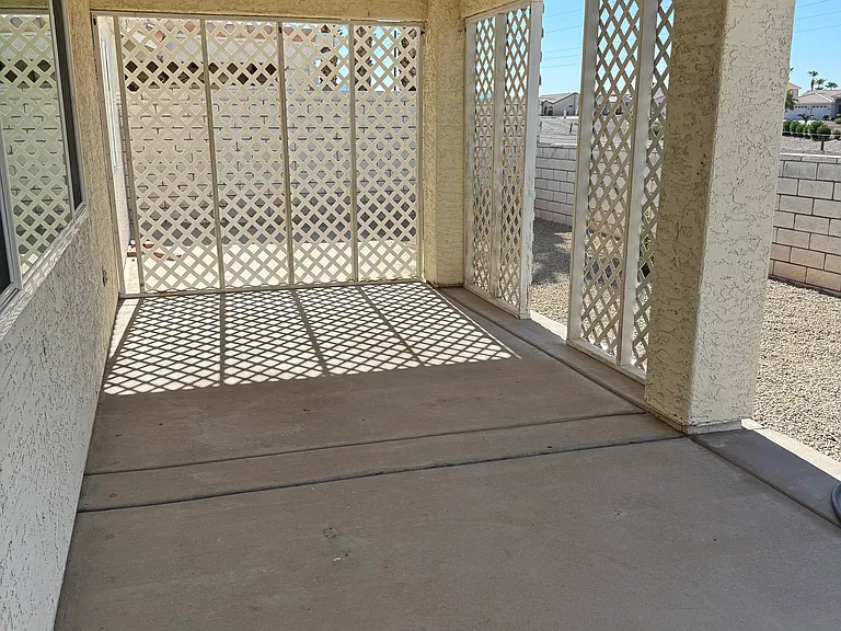 2064 E Desert Palms Dr — Photo 29
